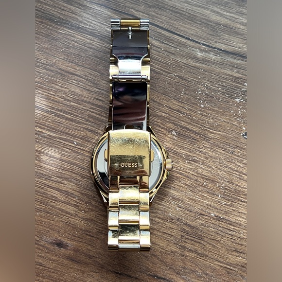 GUESS Women’s Multi-Function Gold-Tone Sport Watch - Picture 15 of 16